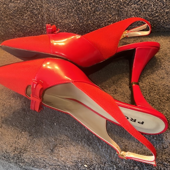 New Never Worn Proxy Red Ladies Heels Size 7 - Picture 9 of 11